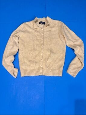 Collectif Vintage Soft Cream Button-Up Women's Cardigan